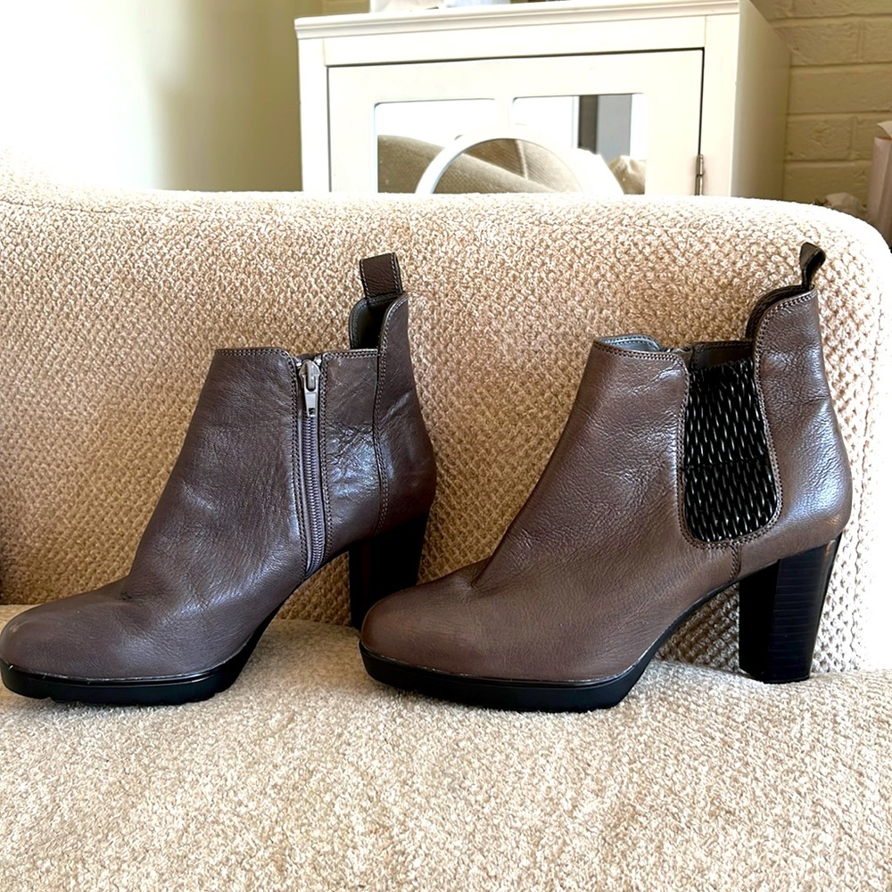 Bella Vita Taupe Leather Heeled Ankle Boots